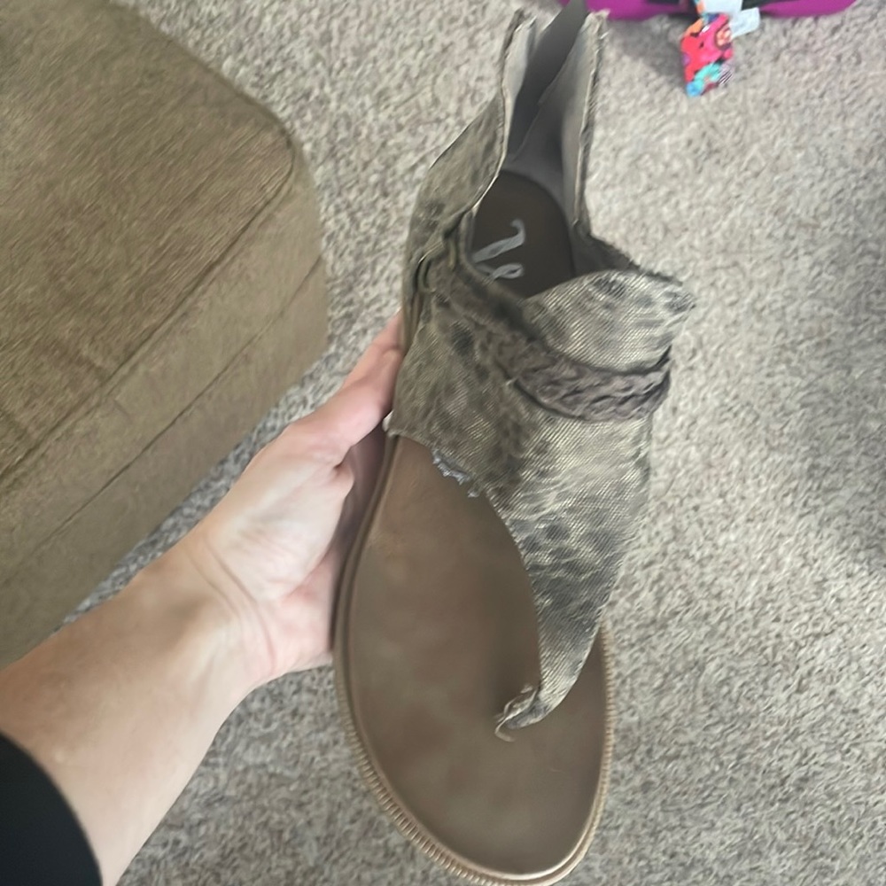 Very G cheetah print sandals taupe